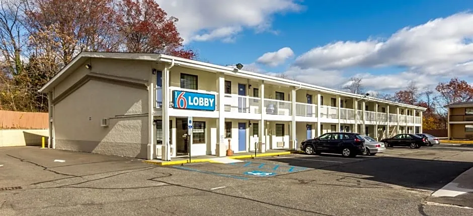 Motel 6 New Brunswick