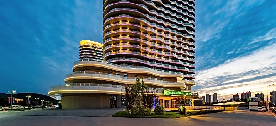 Holiday Inn Express Huludao Seaview