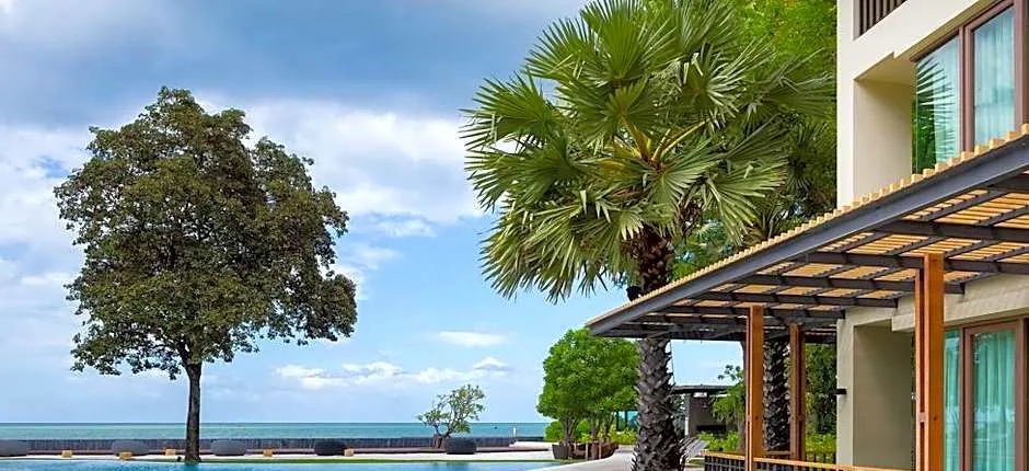 Baan Sansuk Beachfront Condominium