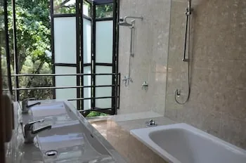 Blu Swan Guest House