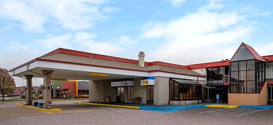Days Inn by Wyndham Perrysburg/Toledo