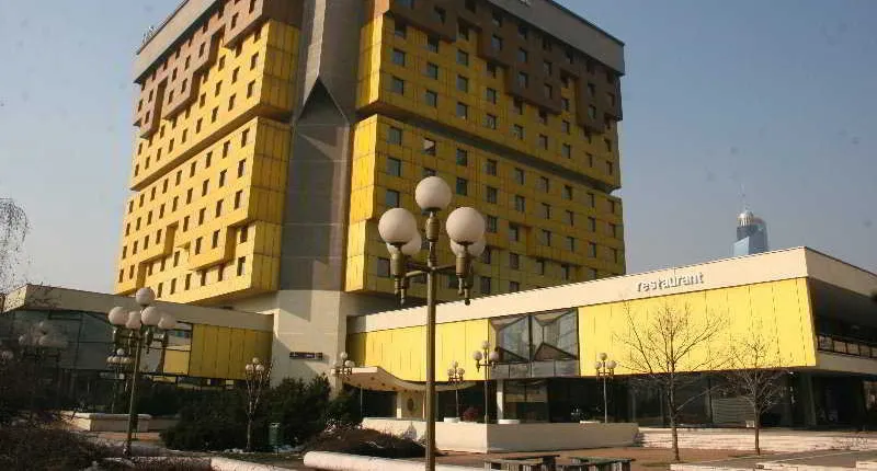 Hotel Holiday