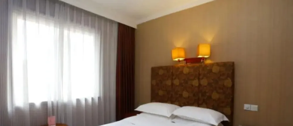 Chengdu Tianfu Pretty Hotel