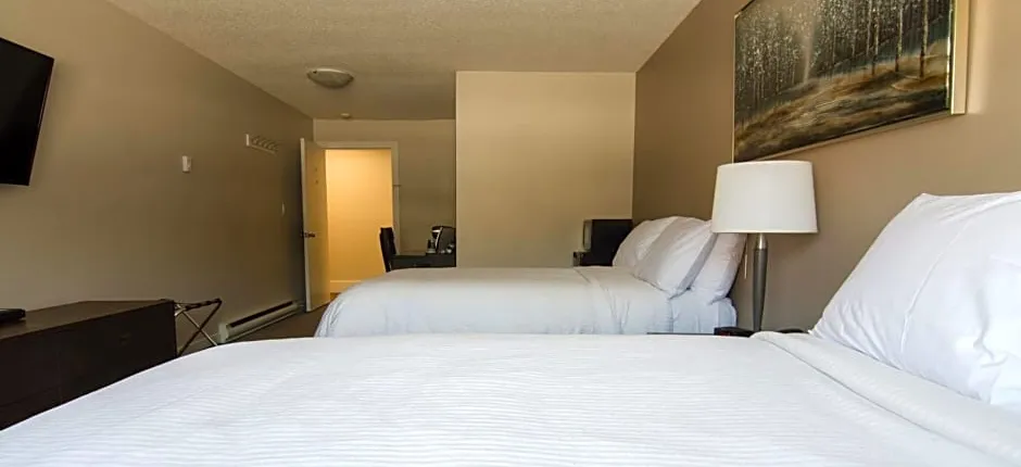 Northwood Plaza Hotel