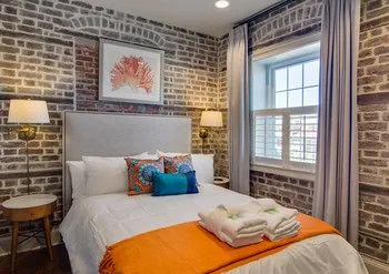 563 King Signature Apartments