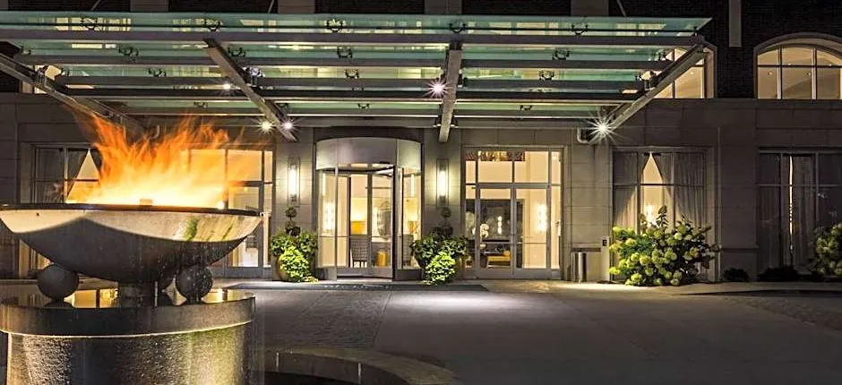 Hotel Blackhawk, Autograph Collection by Marriott