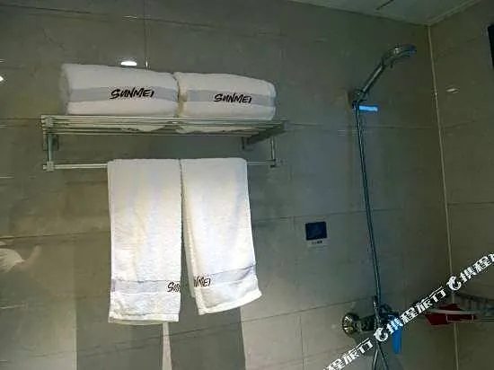 Thank U Hotel(wuanqiao West Road store)