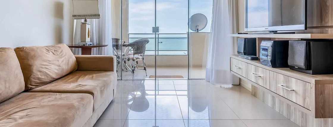 Cozy 3BR apt w/balcony sea view CET1702