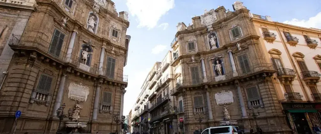 Quattro Canti Charming Flat