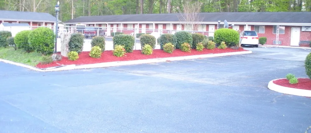 Budget Inn