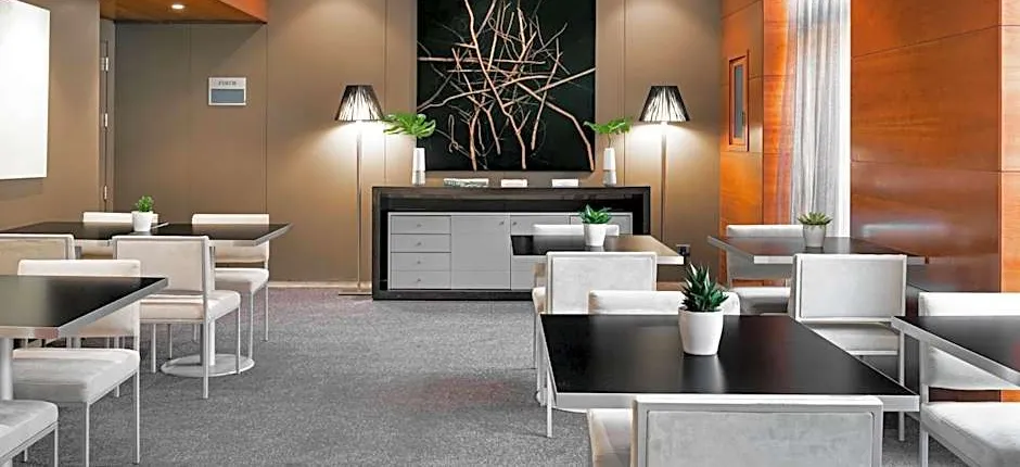 AC Hotel by Marriott Los Vascos