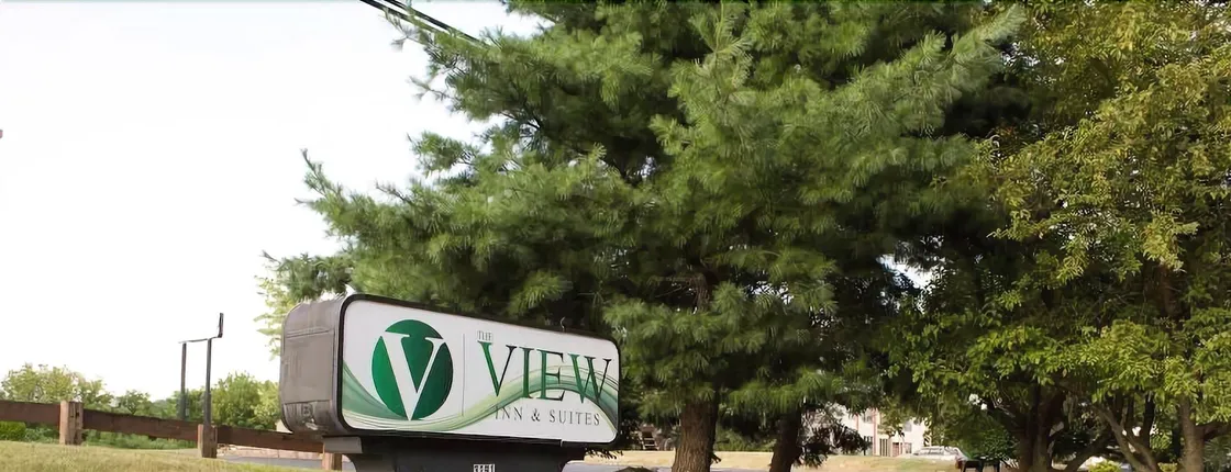 The View Inn & Suites
