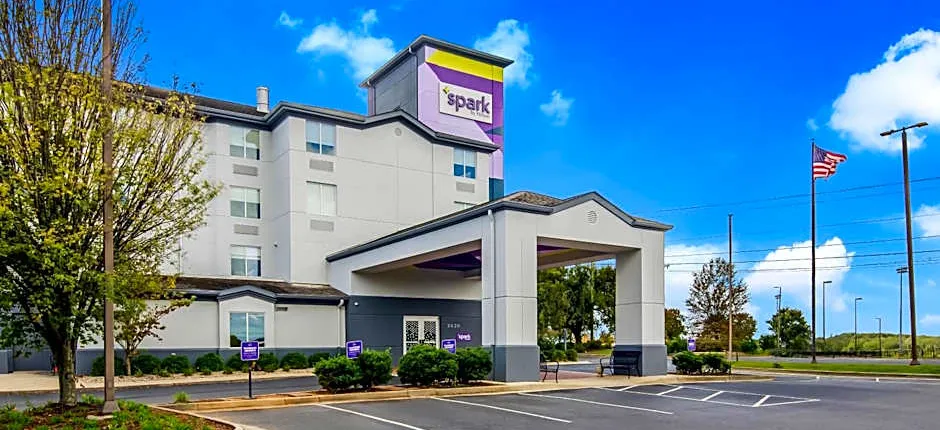 Spark by Hilton Lynchburg