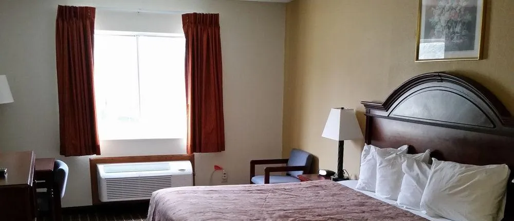 Rodeway Inn Cedar Rapids