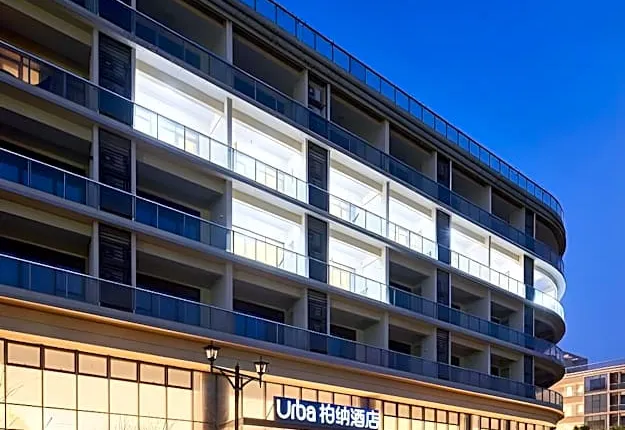 Urba Hotel (Shengsi Jihu Beach Branch)