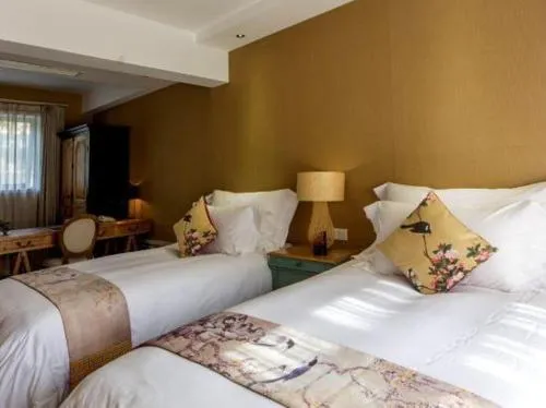 Hangzhou Roots Resort