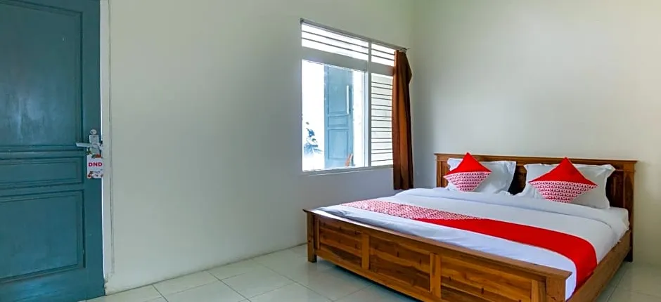 OYO 3210 Villa Aisya