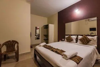 OYO Rooms Baga Shack Road 2