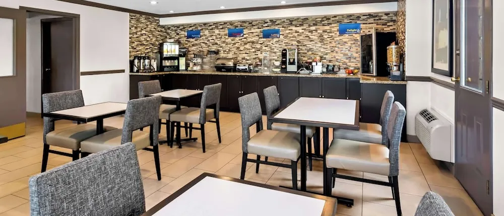 Best Western Maple Ridge Hotel