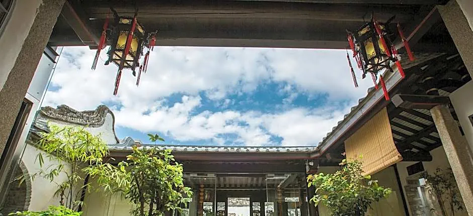 Zaiyang Inn