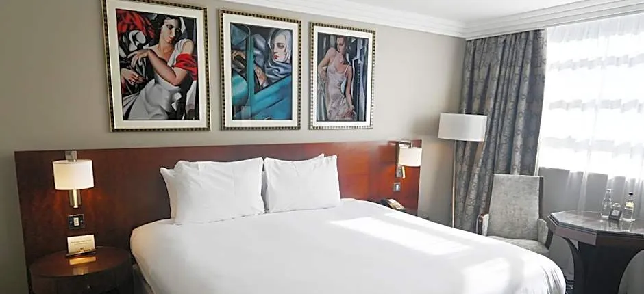 Crowne Plaza Liverpool - John Lennon Airport By IHG