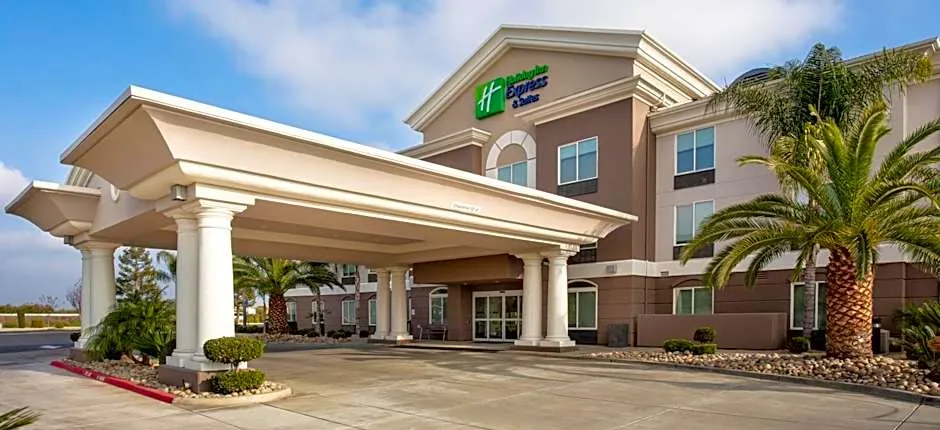 Holiday Inn Express & Suites Yosemite Park Area By IHG