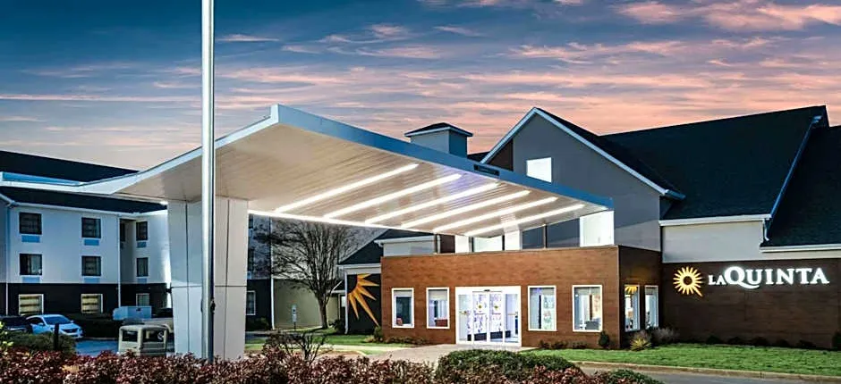 La Quinta Inn & Suites by Wyndham Chattanooga-Hamilton Place