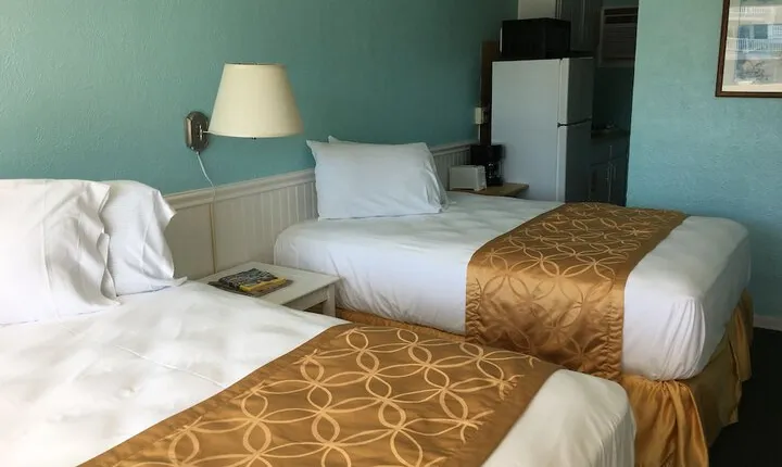 Harbor Mist Family Motel