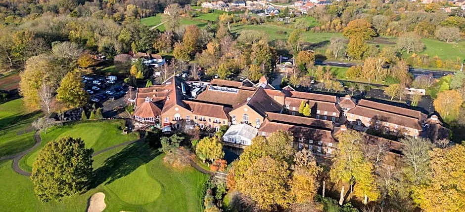 Delta Hotels by Marriott Tudor Park Country Club