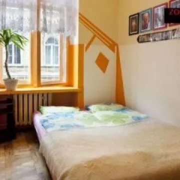 Zodiakus Hostel ホテル
