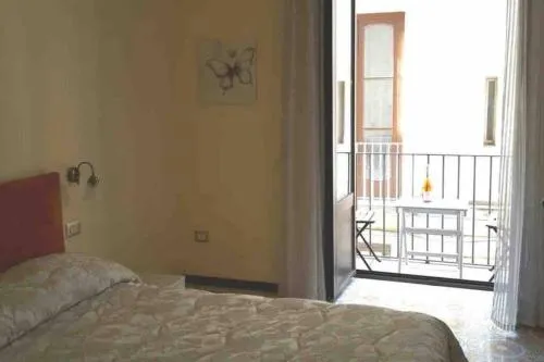 Sorrento City Center Atmosphere