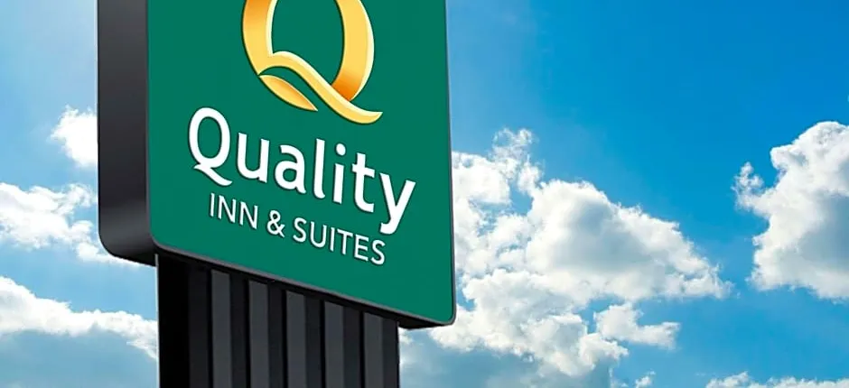 Quality Inn & Suites Decatur Priceville I-65