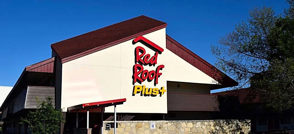 Red Roof PLUS+ University at Buffalo - Amherst