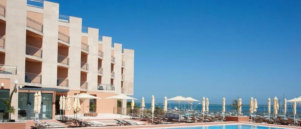 REAL MARINA HOTEL & SPA
