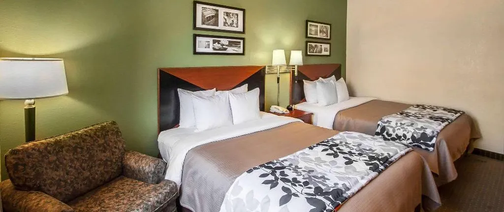 SLEEP INN AND SUITES PEARL