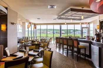 Cambria hotel & suites