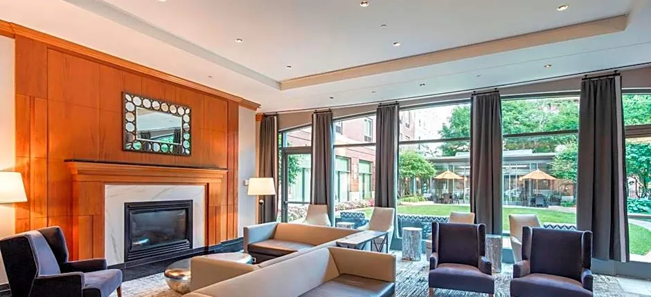 Courtyard by Marriott Boston Brookline