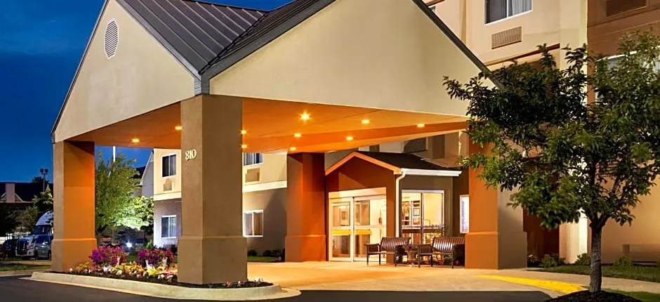 Fairfield Inn & Suites by Marriott Lansing West