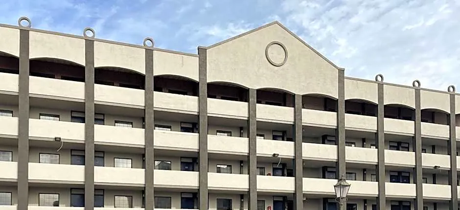 Studio 6 Vicksburg, MS- Downtown