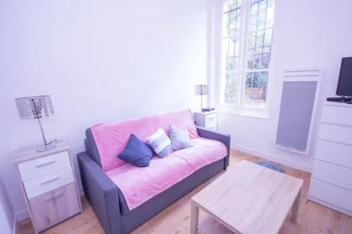 Superb quiet and comfortable studio apartment
