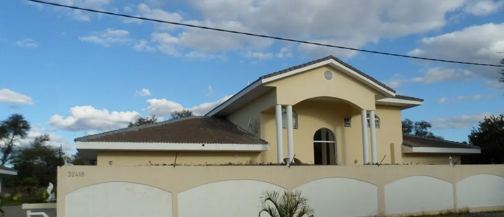 Pierre-Yves Cottages