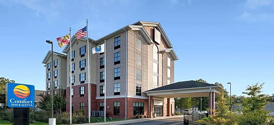 Comfort Inn & Suites Lexington Park