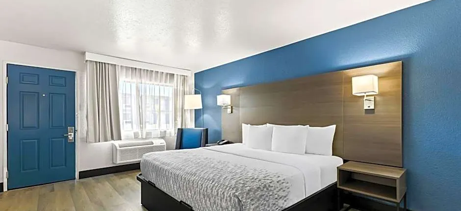 SureStay Hotel by Best Western Phoenix Airport