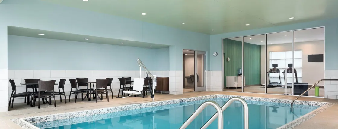 Holiday Inn Express & Suites Duluth North - Miller