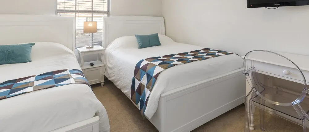 Paradise Palms - 8963 Cat Palm Road