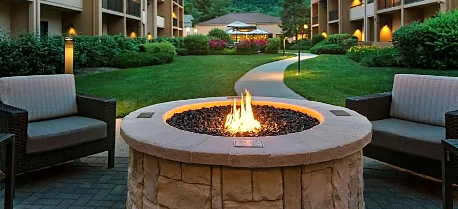 Courtyard by Marriott Mahwah