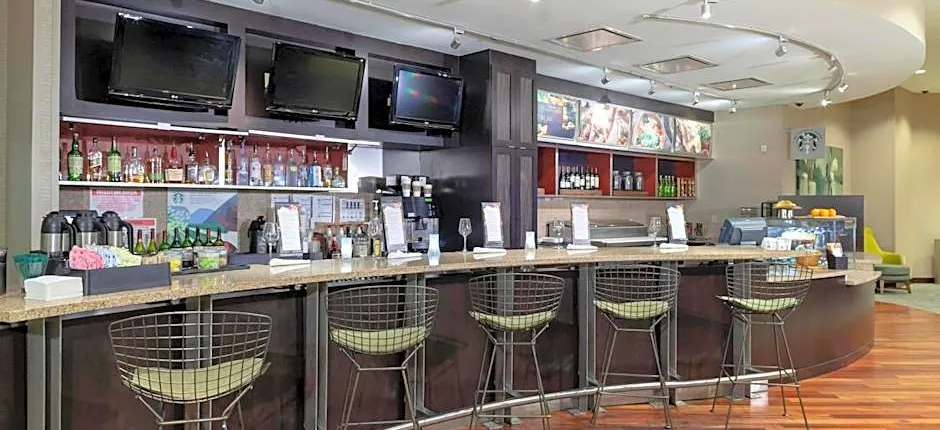 Courtyard by Marriott Memphis Downtown