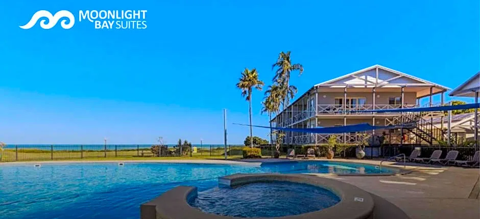 Moonlight Bay Suites