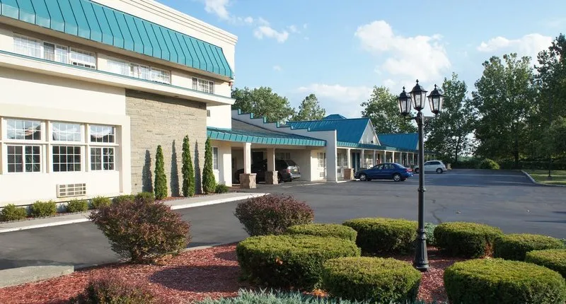 Red Carpet Albany Northern Blvd