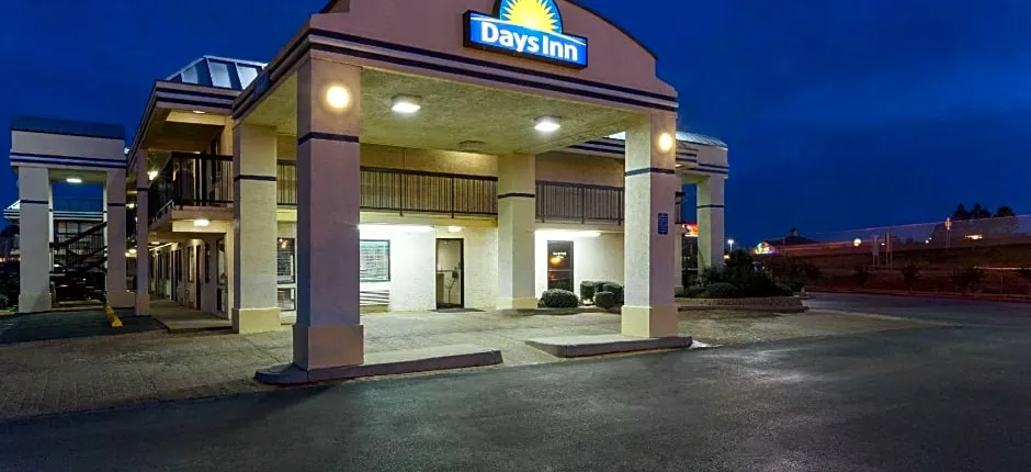 Days Inn by Wyndham Oklahoma City West